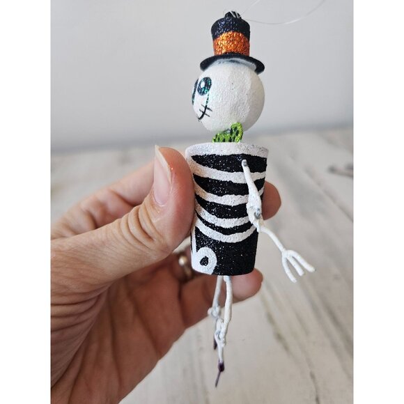 Pier 1 glitter skeleton jointed ornament sparkle retired rare Xmas tree top hat - Picture 3 of 8